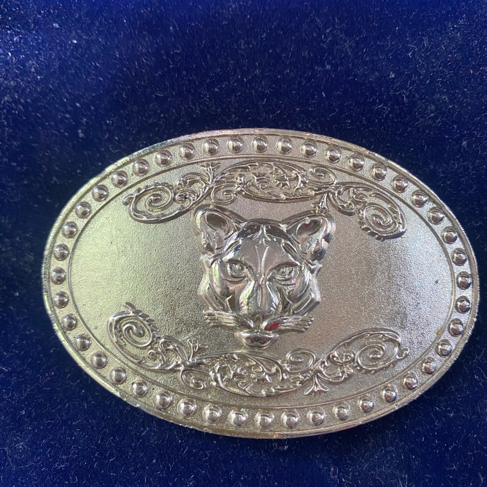 Silver Oval Belt Buckle with Panther Design